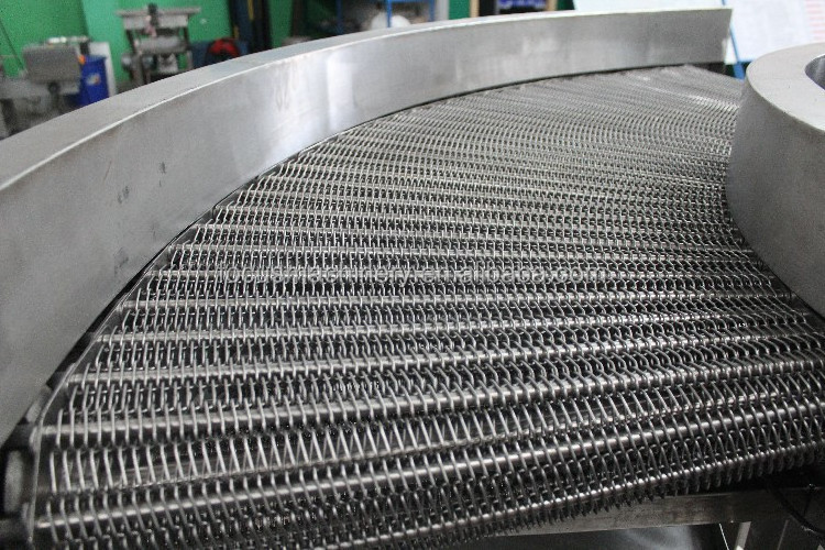 Wire mesh conveyor belt 304 stainless steel horizontal conveyor factory price