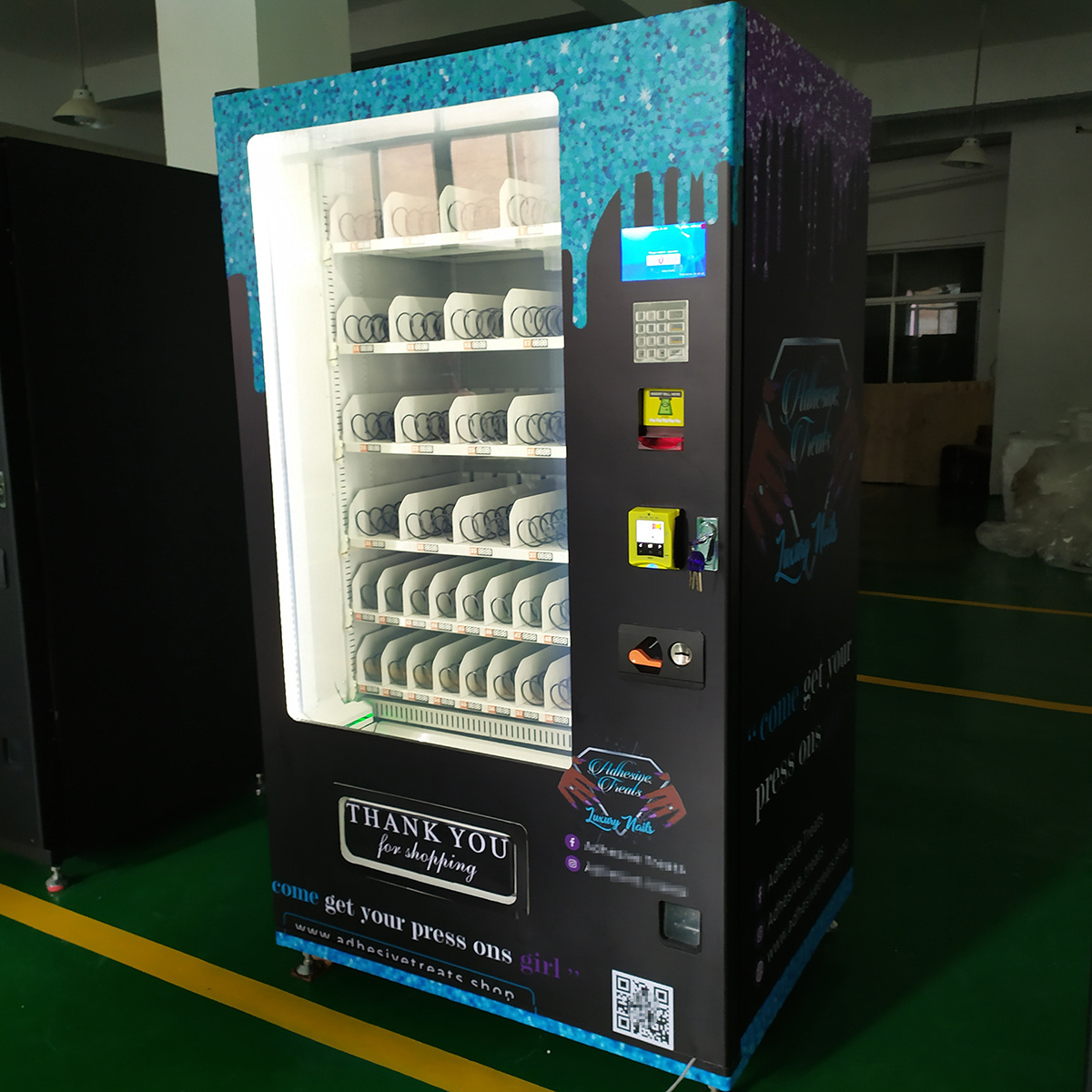 FocusVend Top Seller low cost Food and Drink Vending Machine accepts customization