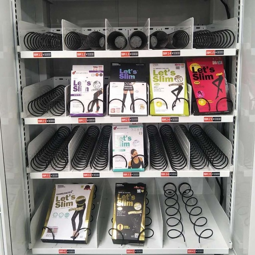 Electronics vending machine for wine cold drinks with lifetime free maintenance service