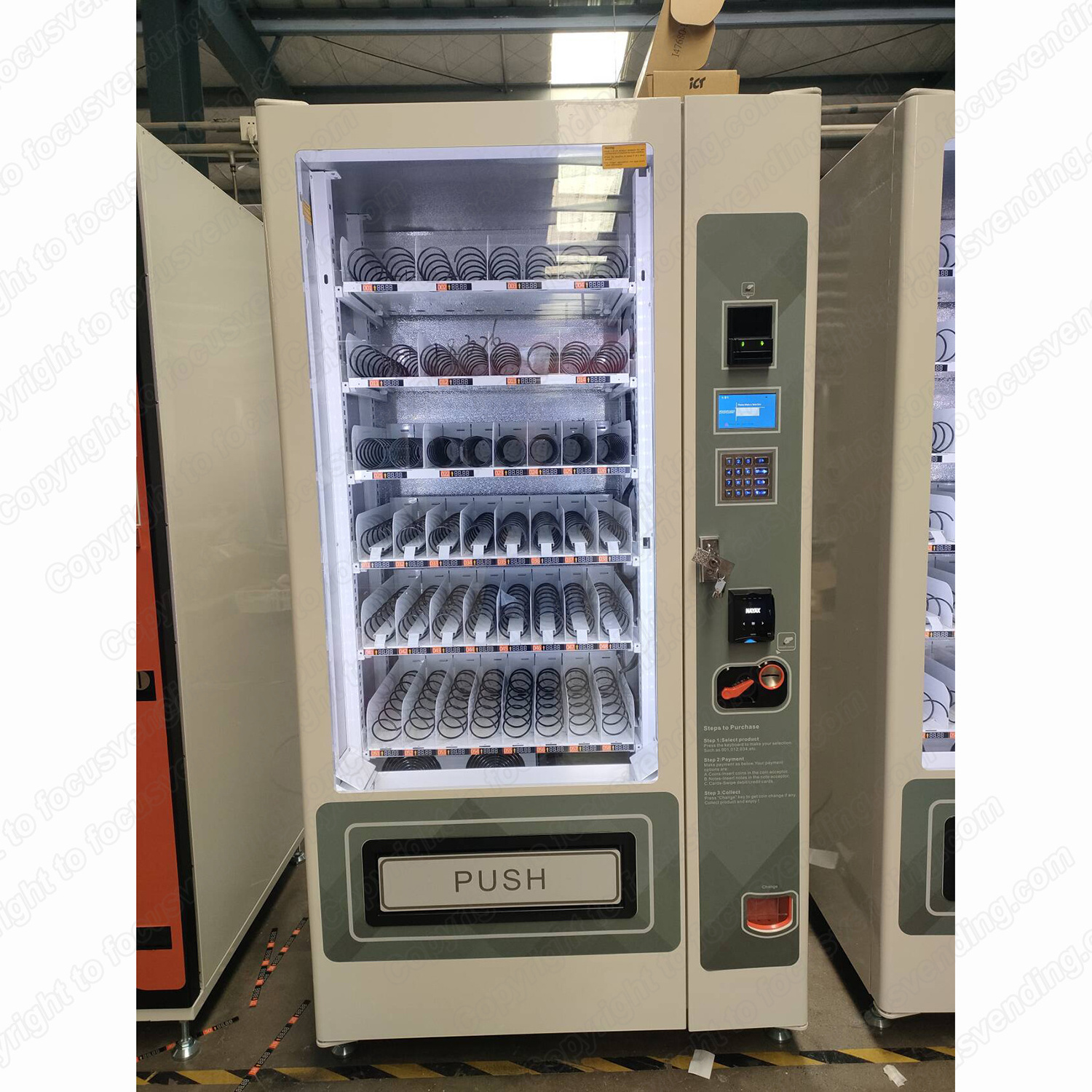 Focusvend Touch Screen Smart snack drinks combo Vending Machine for Sale Europe Accept with ID Reader