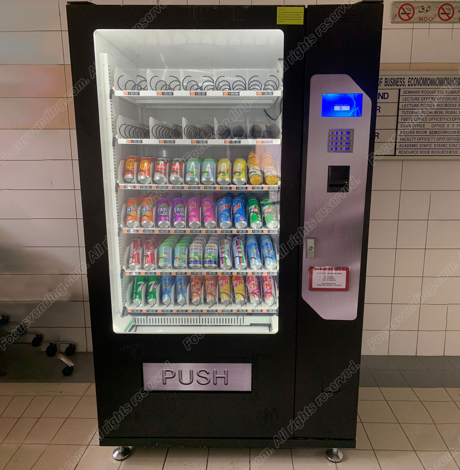 Cola Cooling System Vending Machine On Street