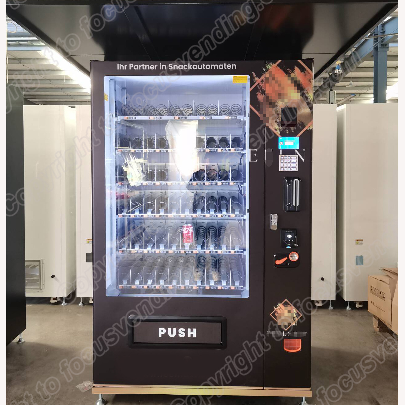 OEM Tabletop Snack Vending Machine with Coin and Bill with roof/ housetop/ Concrete Vending machine