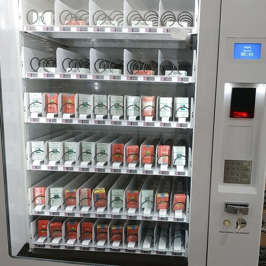 Spiral vending machine for cola drinks and pringles chips