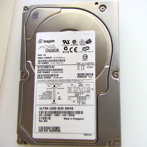 ORIGINAL BULK, 90% NEW ST373307LW 73GB 68-pin U320 SCSI hard drive