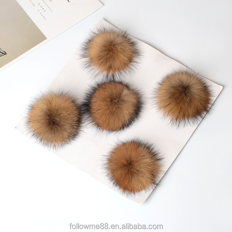 2024 Knitted hats Garment key chain Mink Fur Fluffy Pom Pom Ball Exquisite garment accessories colorful animal mink fur ball