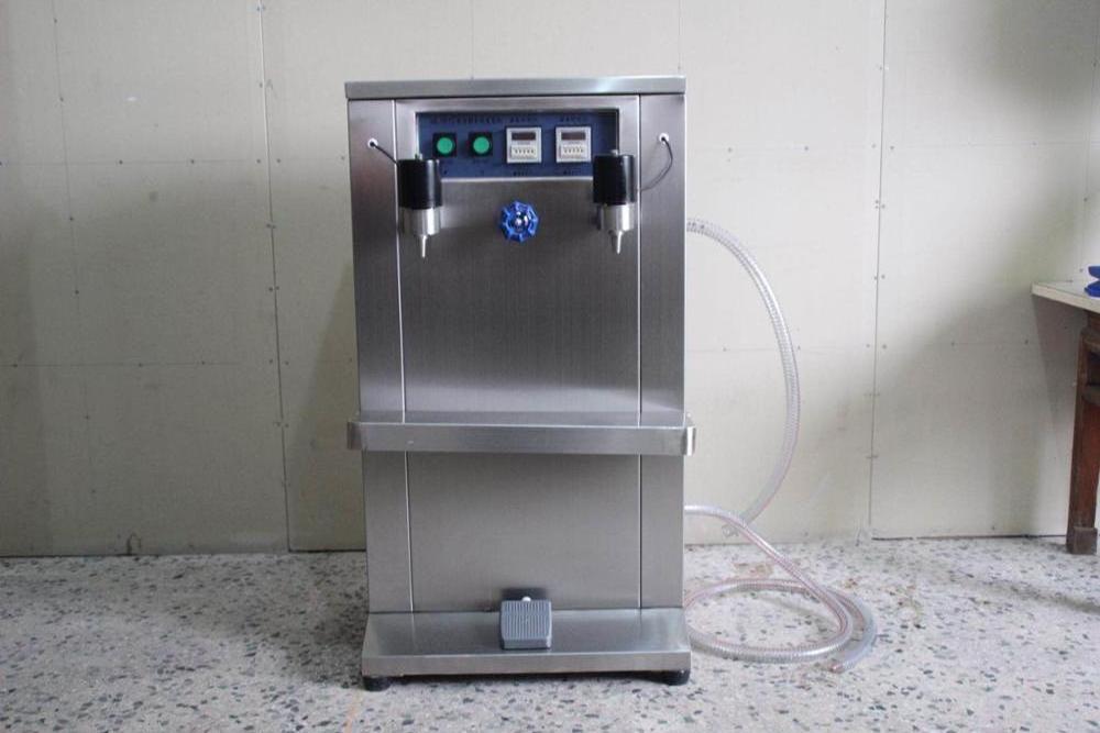 Commercial soda water filling machine/sparkling juice bottling equipment/Hot sale multi functional filler