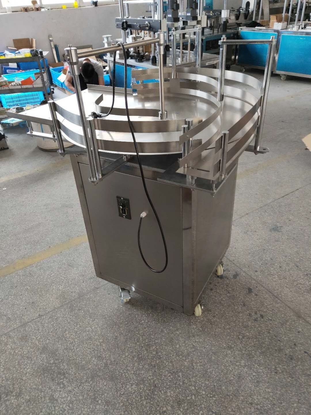 High Quality Automatic Round Plastic Glass Bottle Accumulation Unscrambler Turntable  Rotary Bottle Sorting Machine