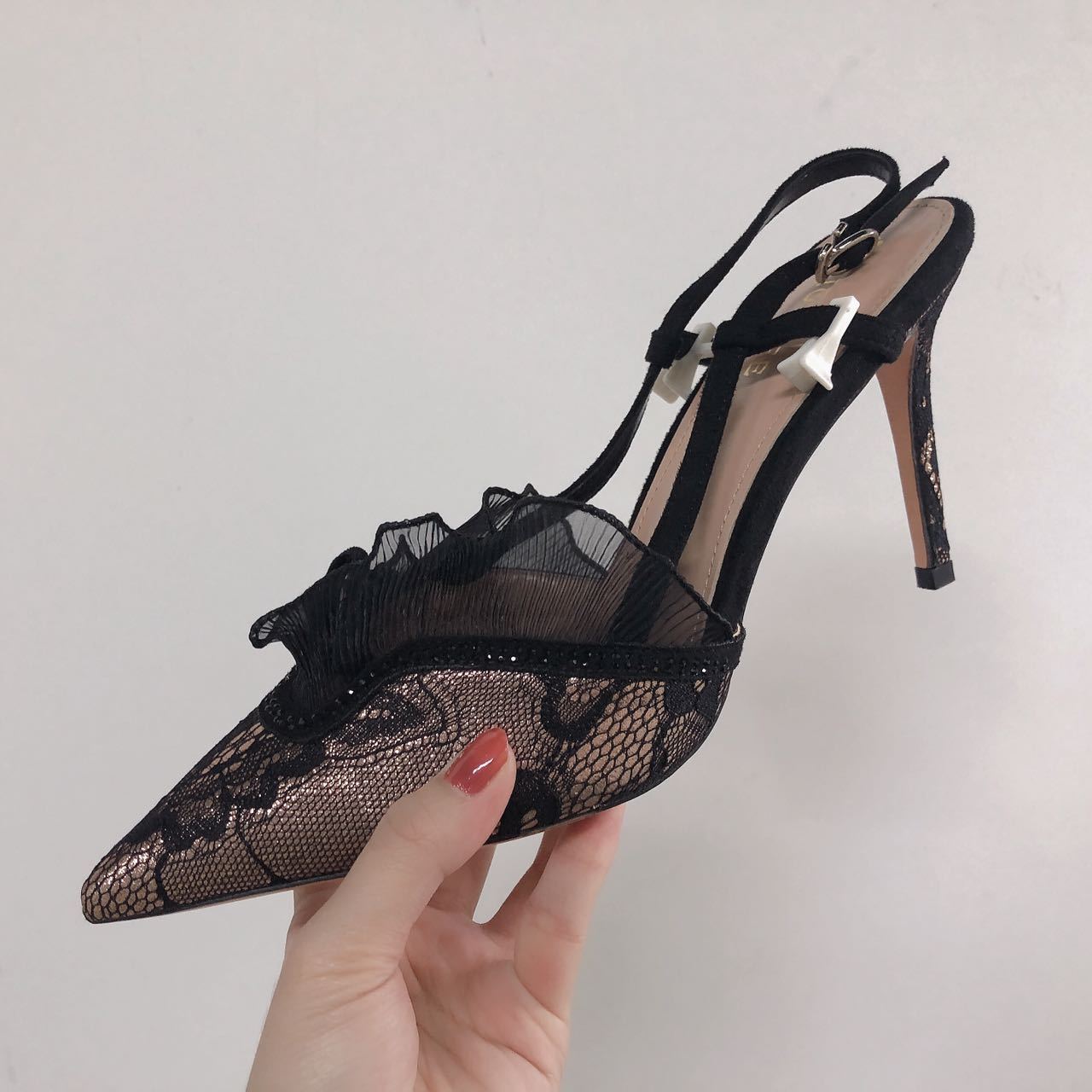 chaussures pour femmes nouveaux styles Big Size Lace Slingback Pumps Female Sex Black  Bigtree Shoes Heels for Ladies and Women