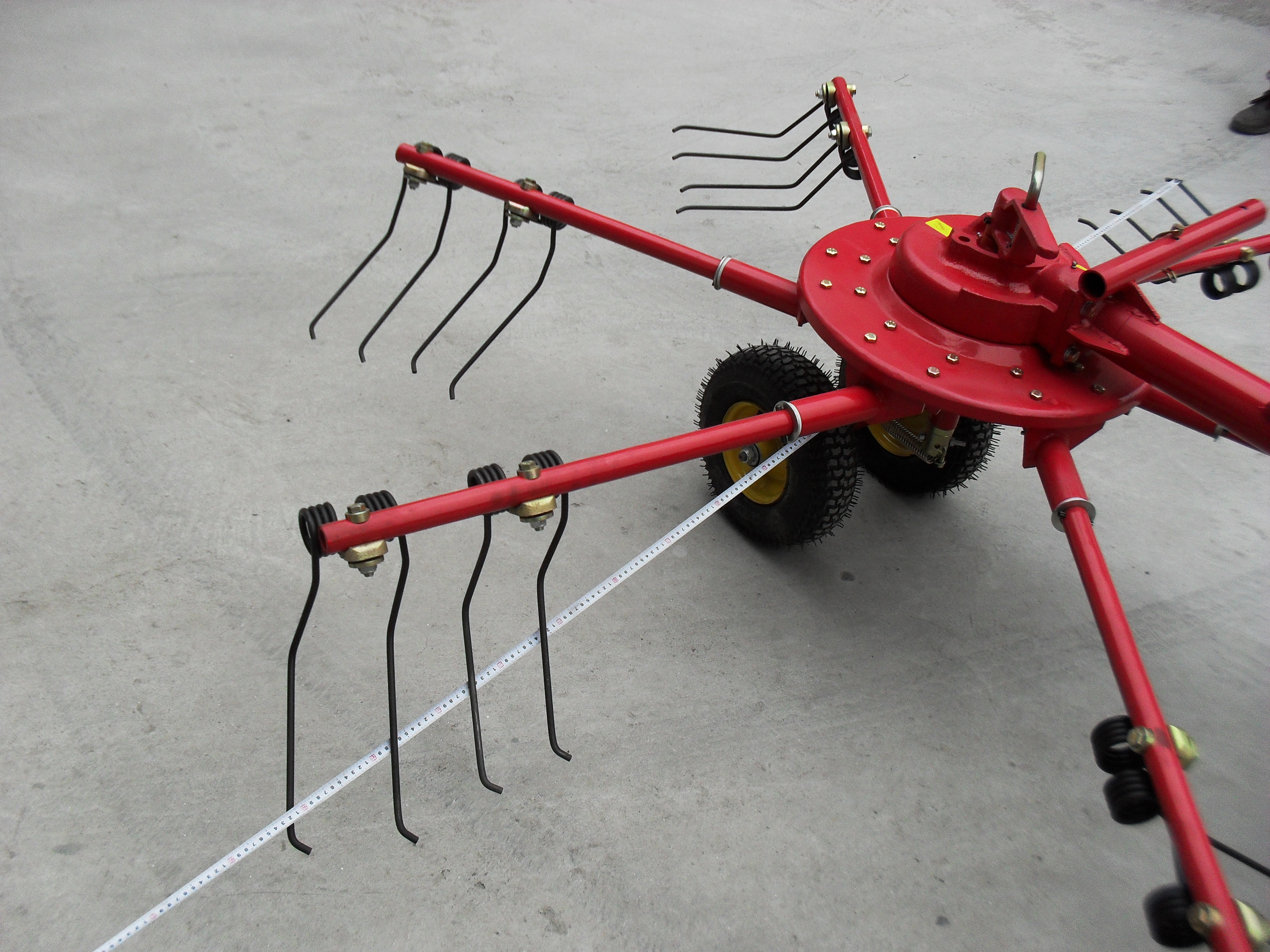 Pto Driven Hay Rake For Sale, Mini Hay Rake, Straw Hay Rake Hay Tedder