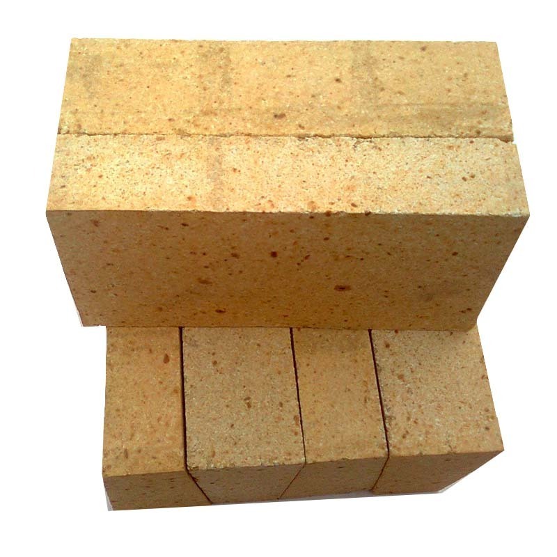 Lightweight insulating firebrick for chimney brick