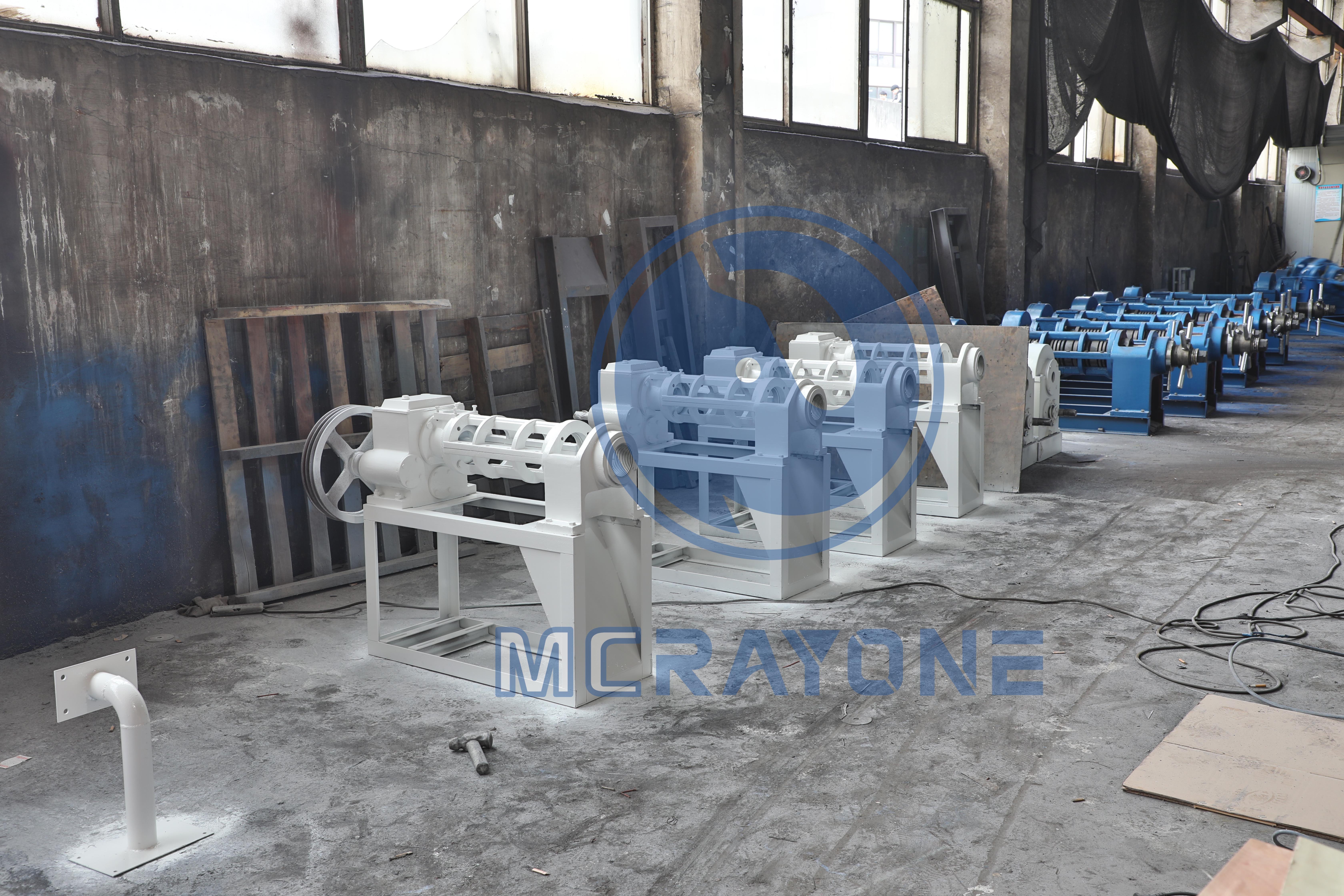 seed oil press machine factory price safflower seeds oil extraction machine palm oil presser