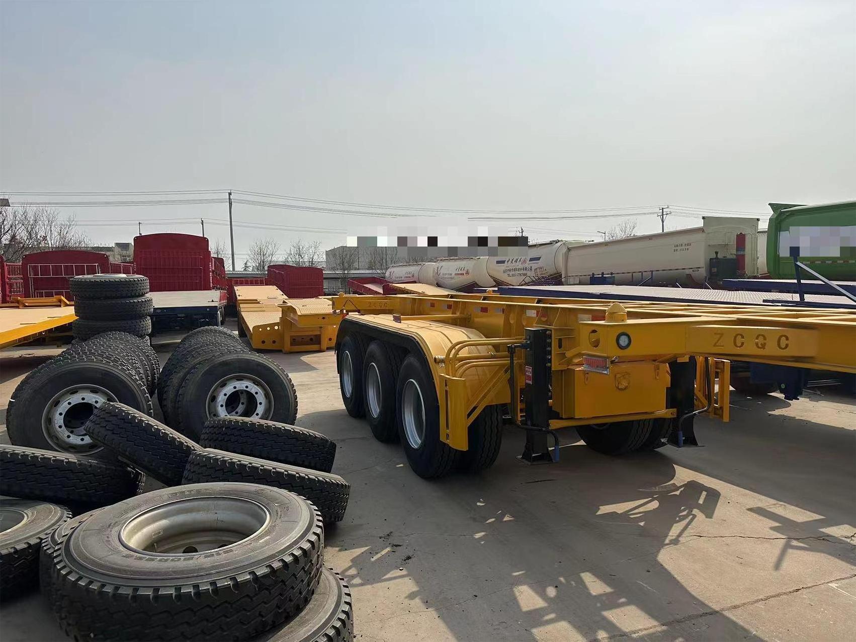 Used Three-Axle Commercial Truck Trailer Container Pulling with 40-50 Ton Load Capacity