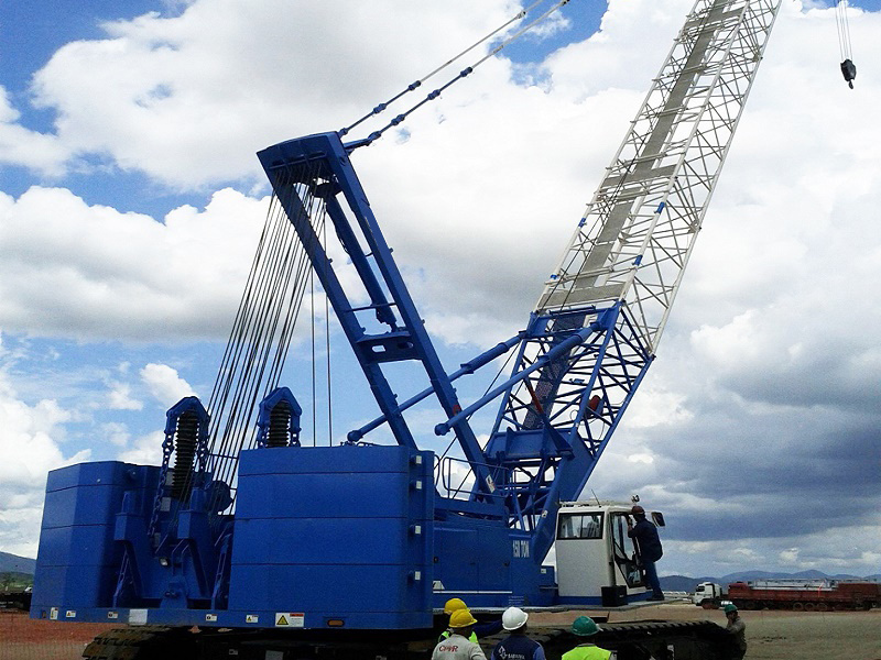 Lifiing Machinery  75 ton Crawler Crane SCC750A-6 75t with Cheap Price