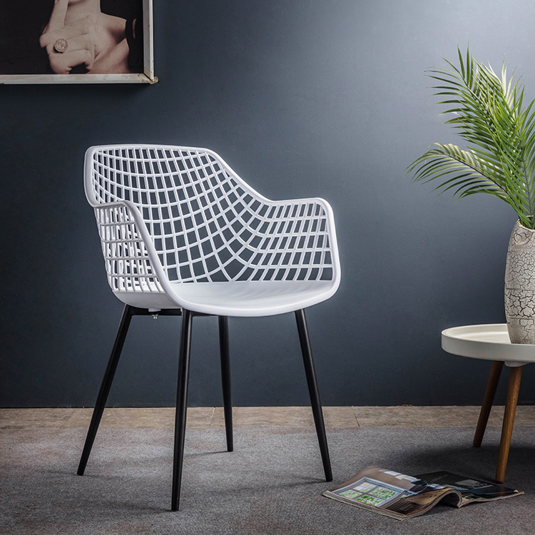 Modern Design  China Factory Plastic Mesh Chair Dining Room PP Seat Plastic Dining chairs