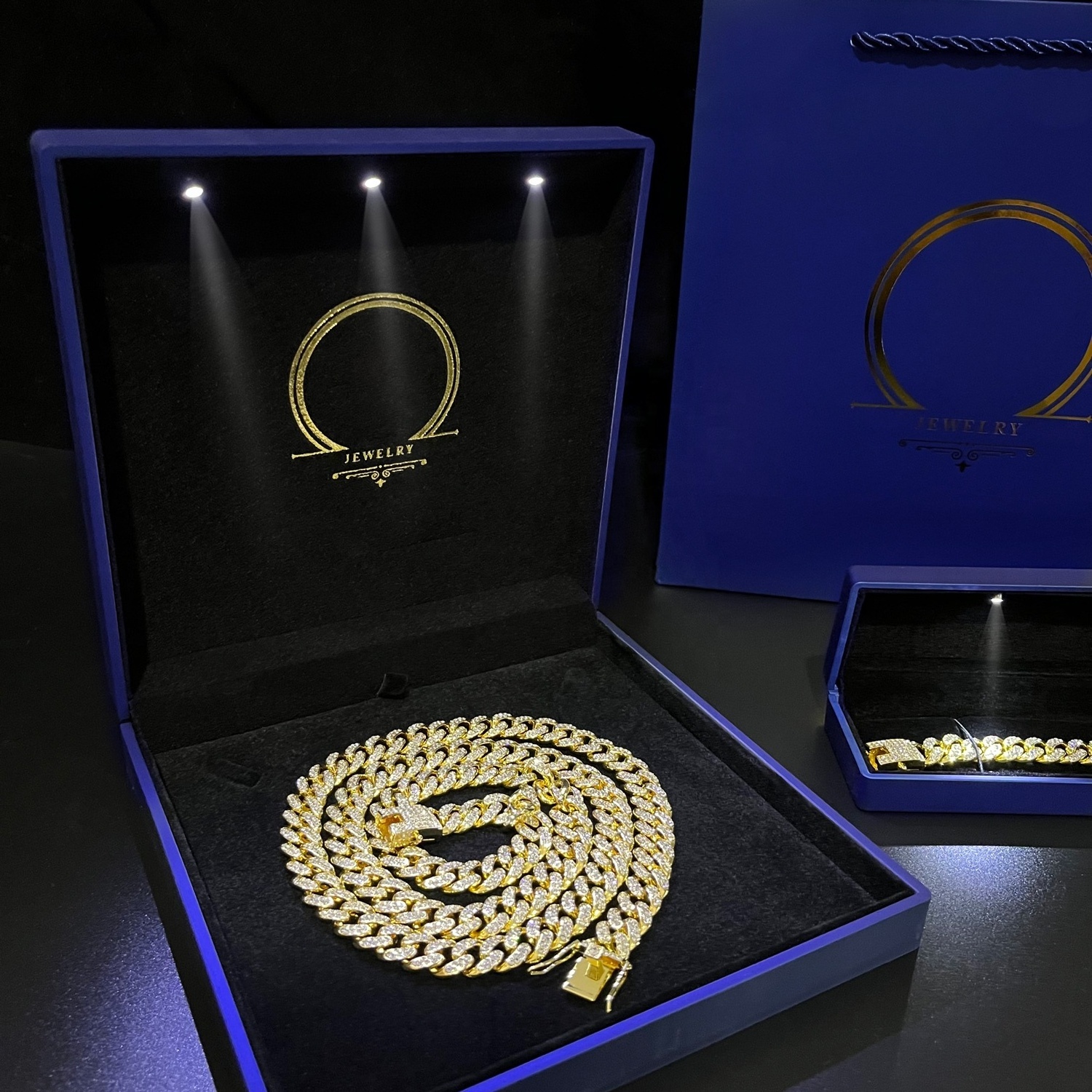 FORTE PACKAGING Earrings necklace cuba link chain boxes luxury Custom ring jewelry boxes jewellery packaging with led light