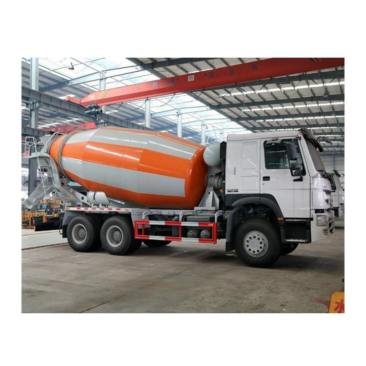 Sinotruck howo 3CBM 4CBM  4X2 mini cement concrete mixer truck price