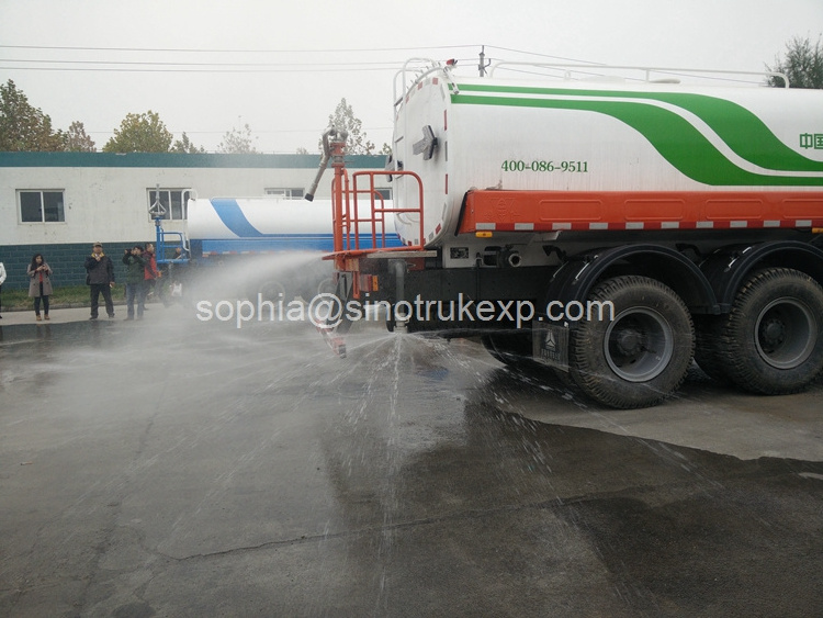 Sinotruk HOWO 6*4 20000L water tank truck price for Africa