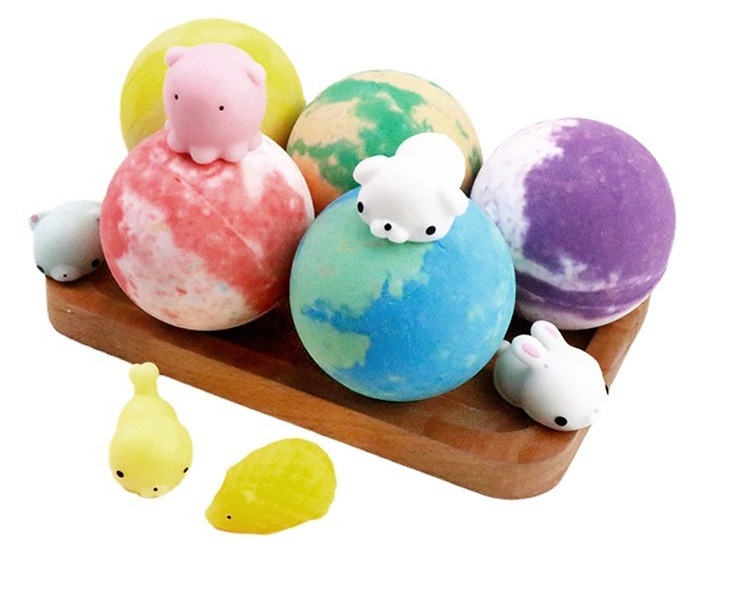 Wholesale Customized Private Label Bath Fizzy With Toys Inside Bath Bombs Sets For Kids