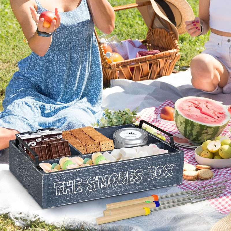 Farmhouse Wooden S'Mores Bar Holder With 4 Extendable Smores Sticks Station Smores Kit for Fire Pit