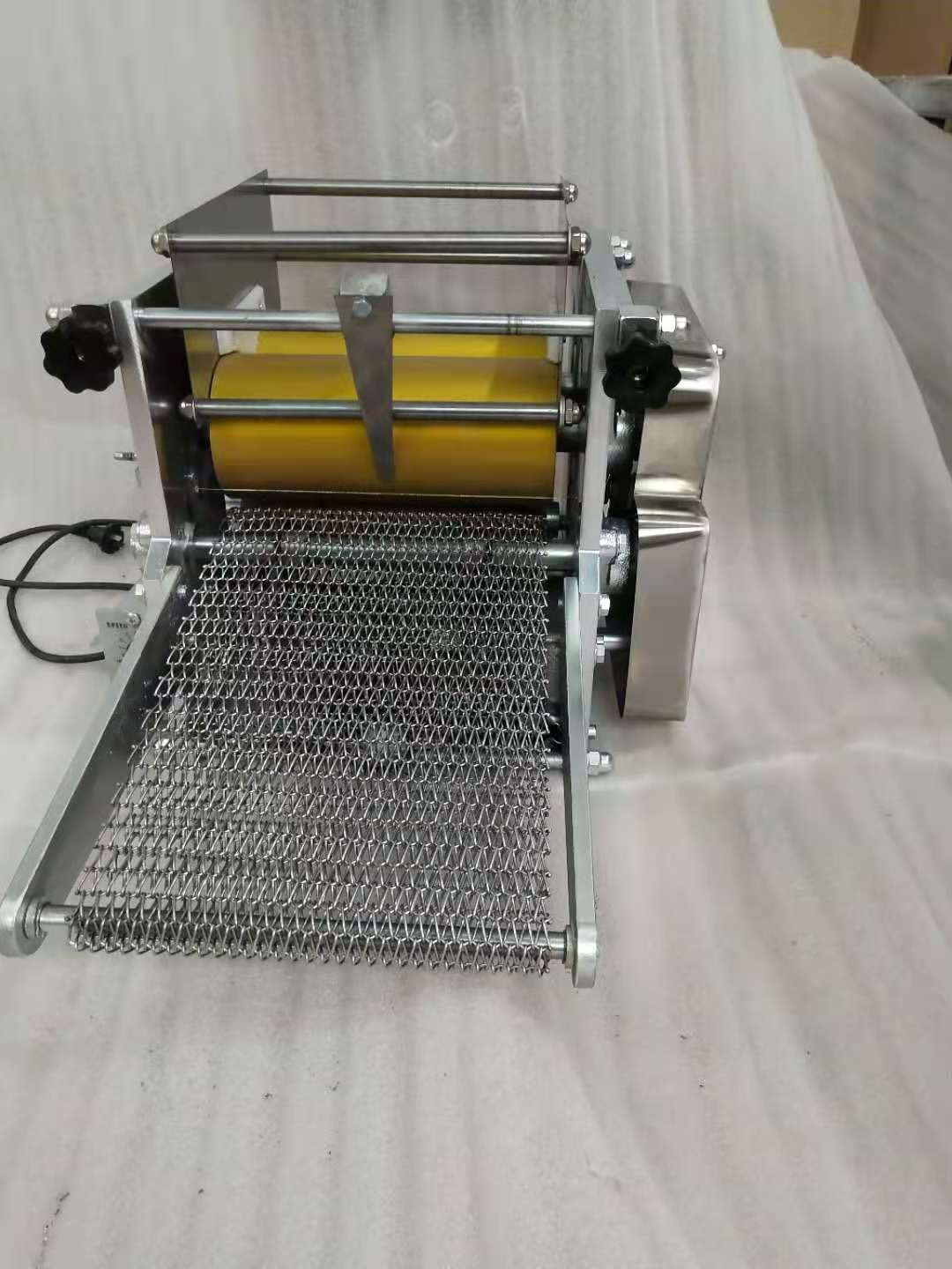 CHeap price flat tortilla making machine corn tortilla machine for sale electric tortilla press