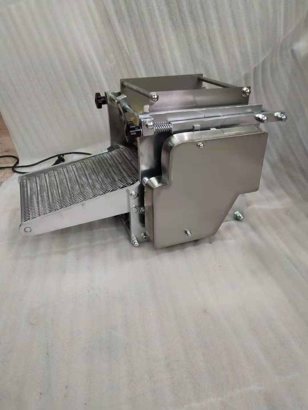 CHeap price flat tortilla making machine corn tortilla machine for sale electric tortilla press