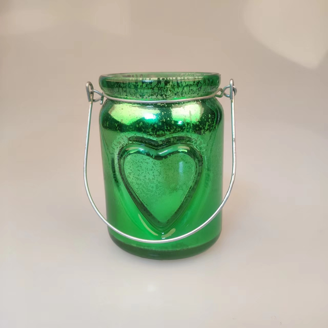 100ml 150ml 250ml Heart shaped glass candle holder glass jars with metal handle  for candle making