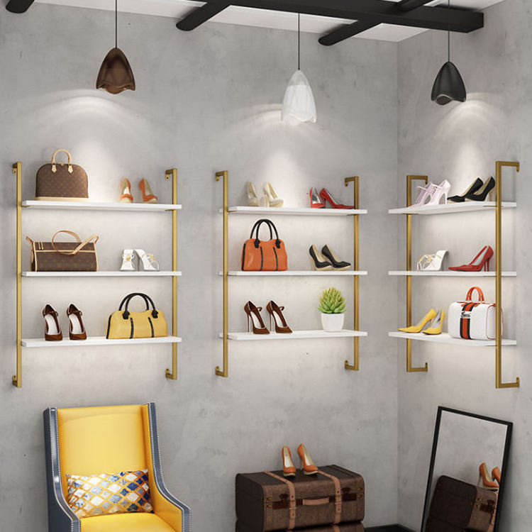 Showroom Design Modern Gold Wall Mounted Bag Handbag Display Shoe Store Display Racks Shoes Stand Display Shelf