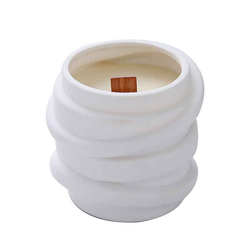 Modern Simple Style Ceramic Scented Candle Cup Household Decoration Candlestick Decoration Smokeless Soy Wax Container