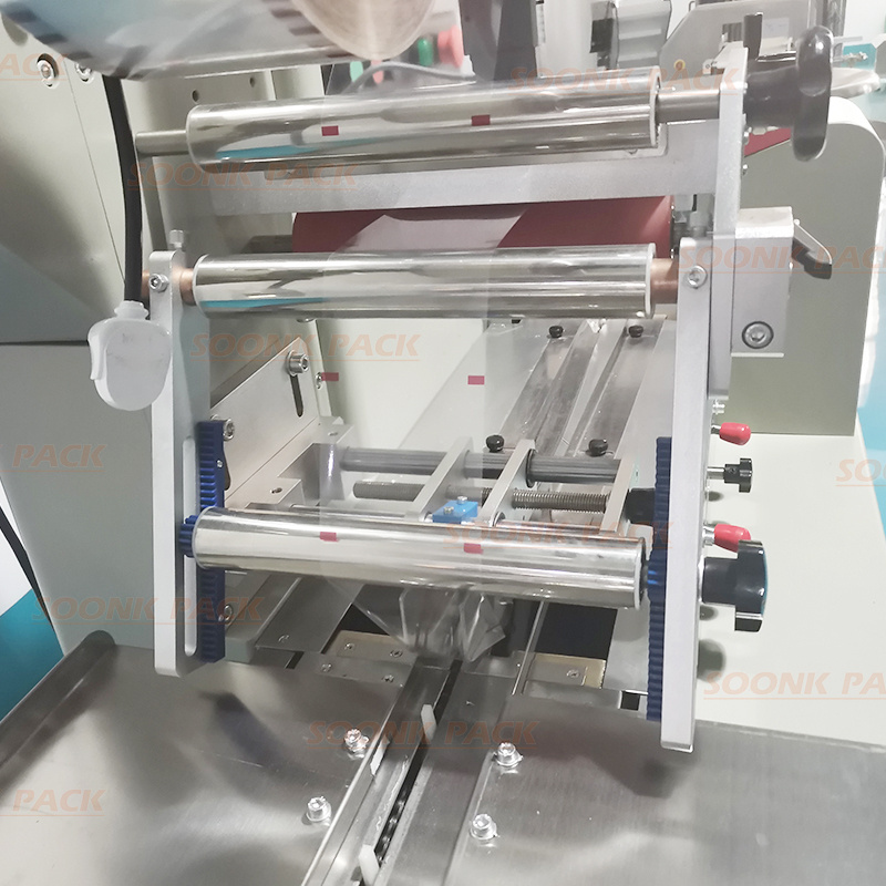 Automatic ice cream popsicle packaging machine ice lolly falafel food  horizontal packaging machine