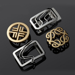 Men's smooth plate buckle belt head stainless steel is made of metal head logo belt buckle LOGO belt.