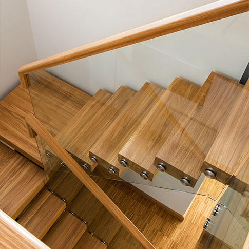 Mono staircase America oak /beech/walnut wood tread powder coating steel mono stringer straight stairs