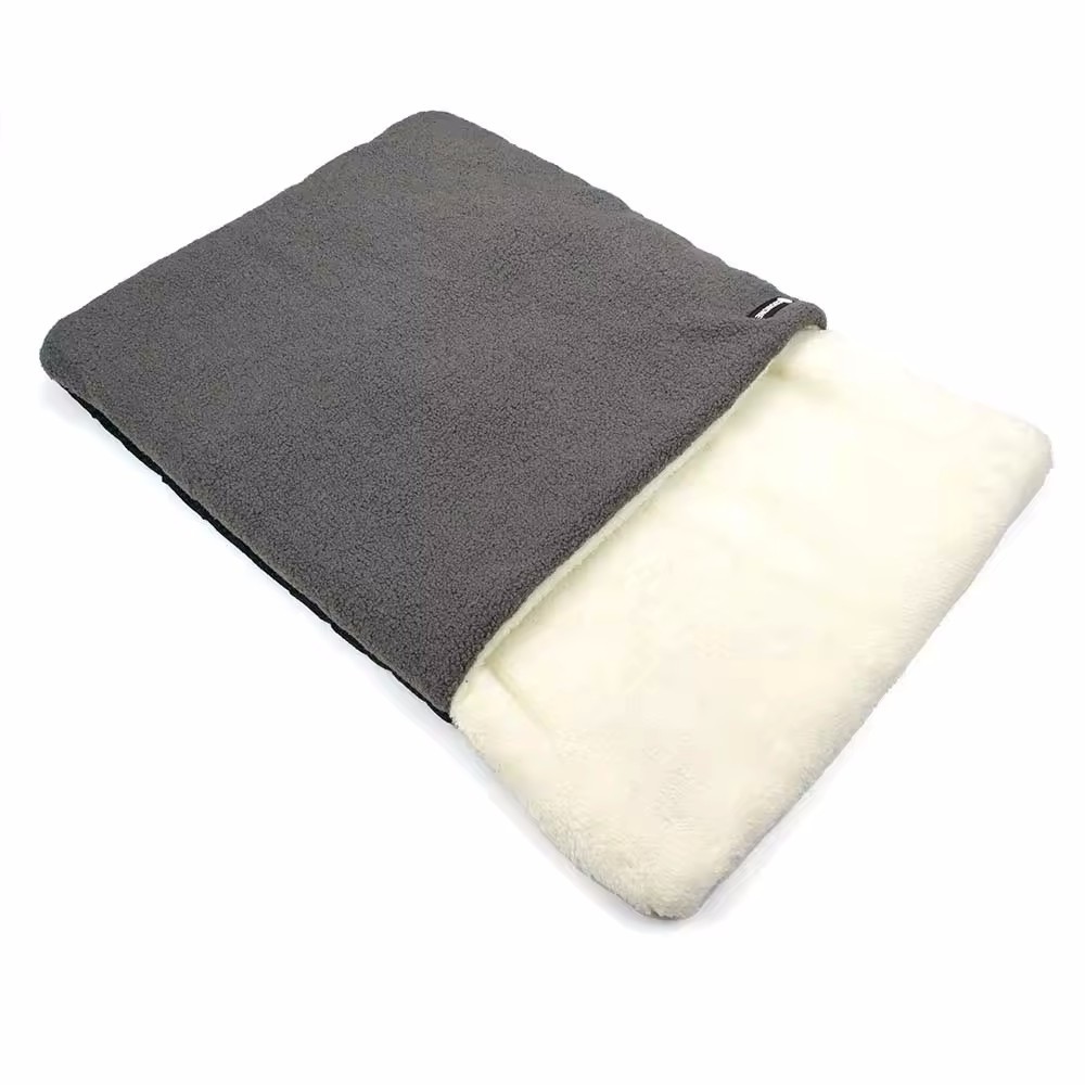 Portable Blanket Pet Beds Pad Cat Cave Mat for indoor outdoor traveling camping hiking Packable Dog Sleeping Bed Mat Bag