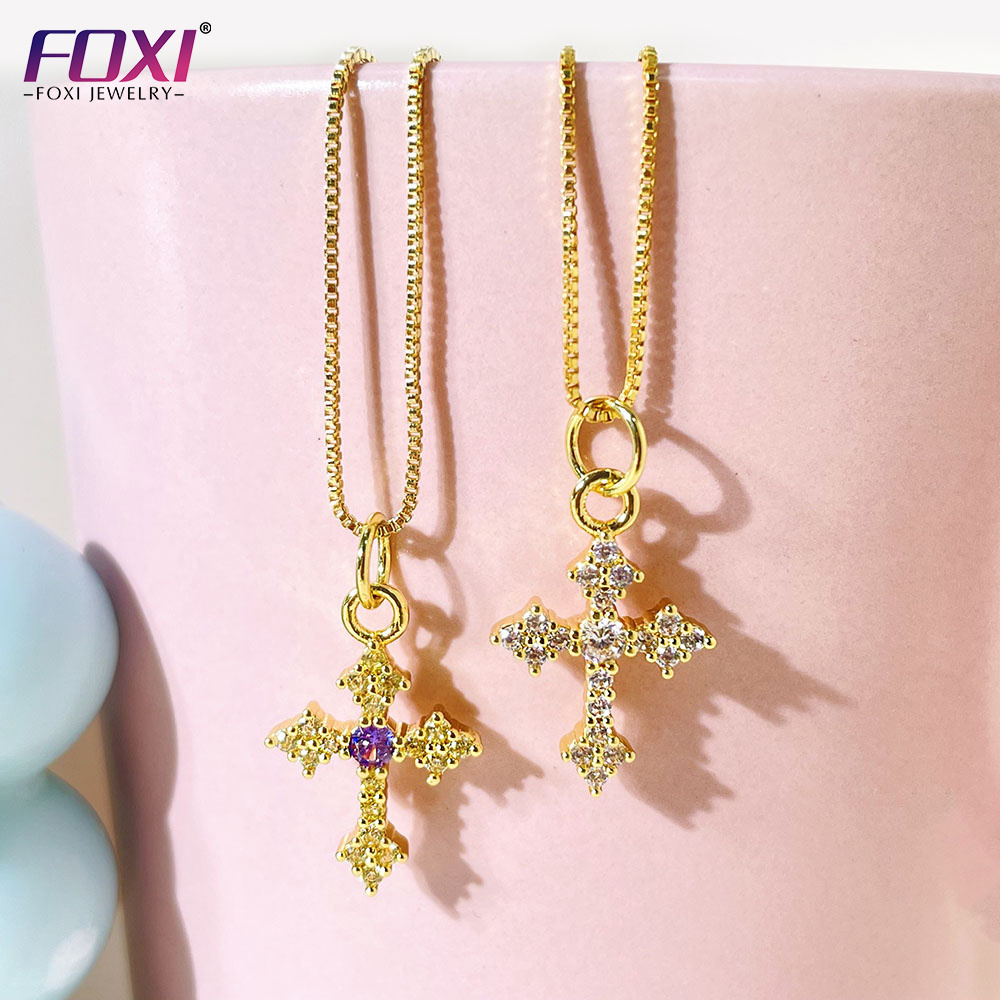 FOXI jewelry OEM ODM 18K Gold plated iced out bling Cubic Zirconia diamond Cross pendant necklace jewelry