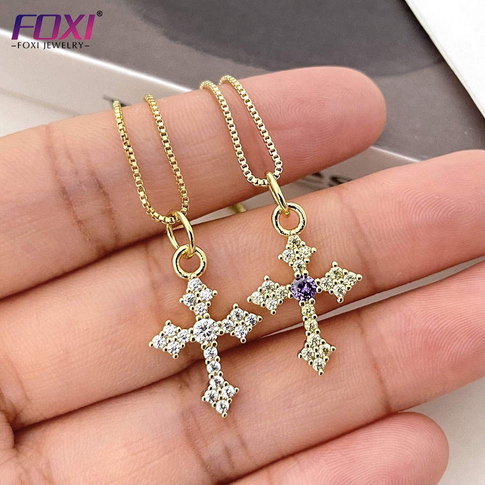 FOXI jewelry OEM ODM 18K Gold plated iced out bling Cubic Zirconia diamond Cross pendant necklace jewelry