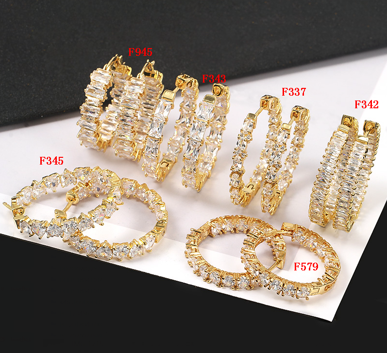 2023 Hot Sale 14K 18K Gold Plated Brass Zircon Huggie Hoop Earrings for Women- Environmental Protection Material