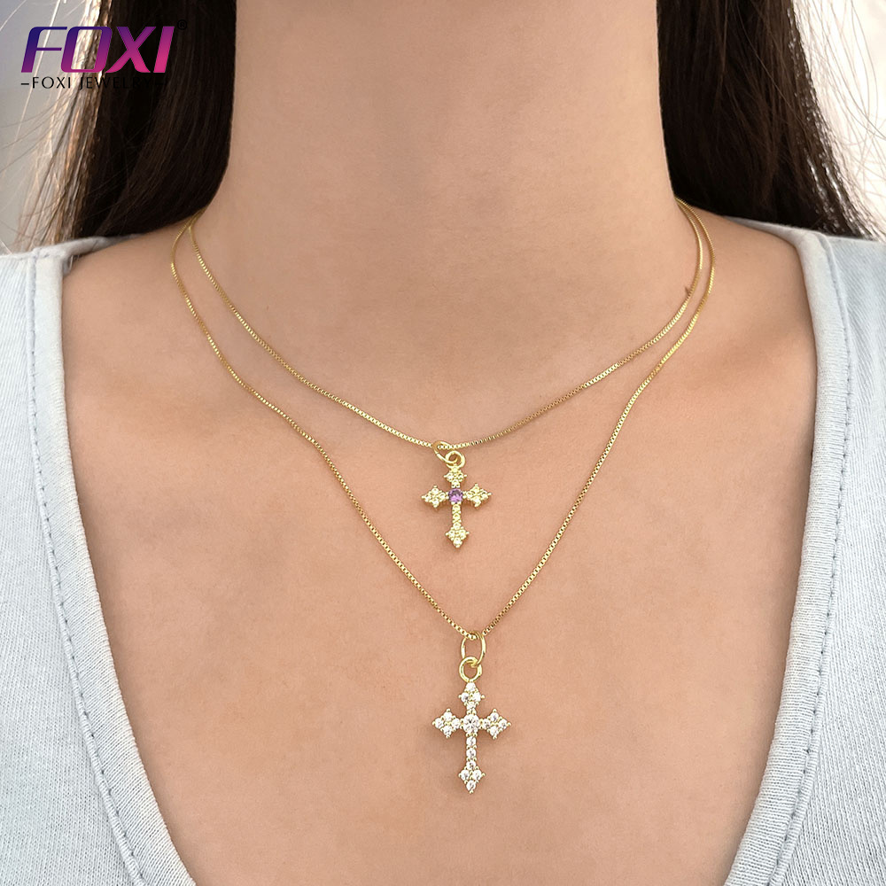 FOXI jewelry OEM ODM 18K Gold plated iced out bling Cubic Zirconia diamond Cross pendant necklace jewelry