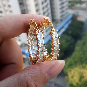 2023 Hot Sale 14K 18K Gold Plated Brass Zircon Huggie Hoop Earrings for Women- Environmental Protection Material