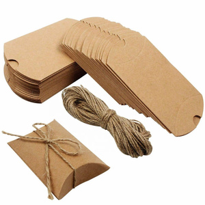 Custom 100pcs Kraft Paper Pillow Candy Box for Wedding Party Favor Pillow Box Packaging with 100pcs Jute Twine