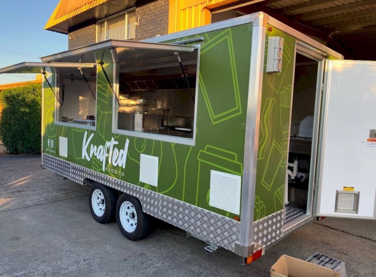 Fully Equipped Used Mobile Food Truck