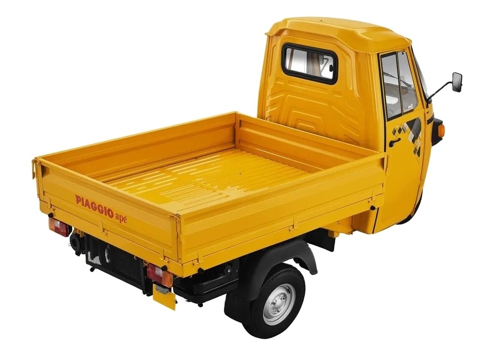 Piaggio Ape City NXT + 3 Wheeler Petrol Rickshaw 2023 Piaggio Ape DX for sale near me