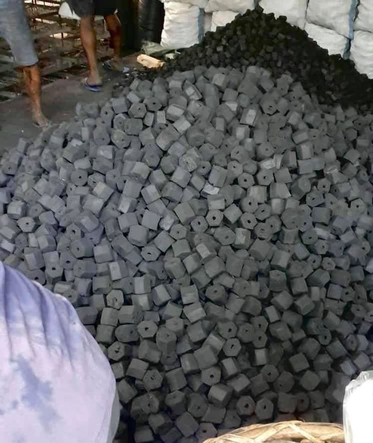 Best Grade Hardwood Hard Wood Charcoal Oak Charcoal Oak Charcoal at cheap sales price Premium Quality Wood Briquettes/Bulk Ruff