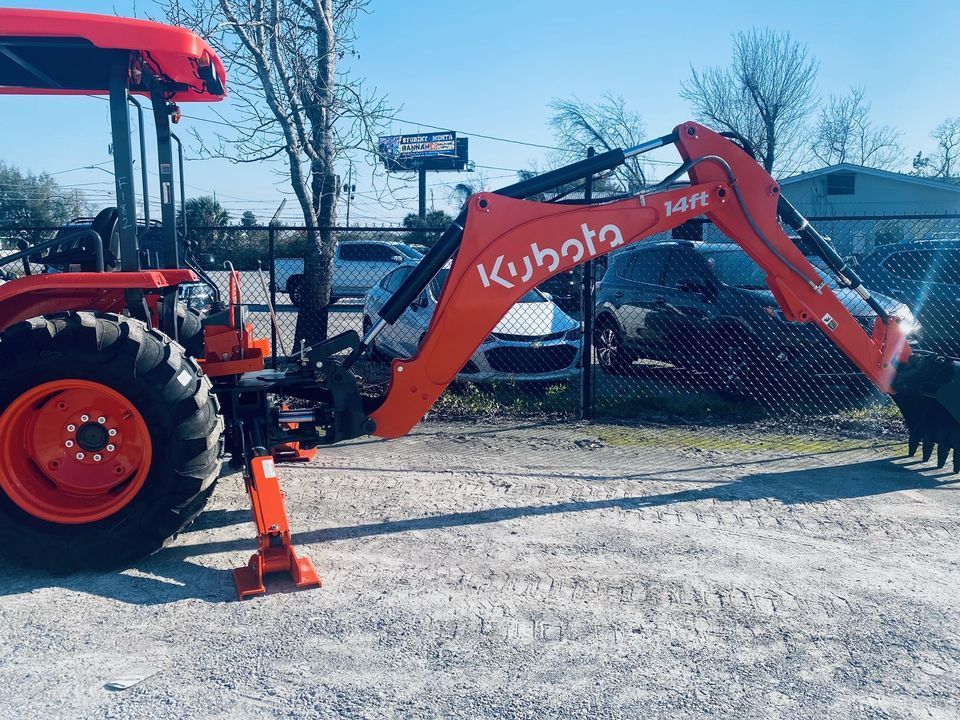 New KUBOTA M62 Tractor TLB front loader and BACKHOE for sale