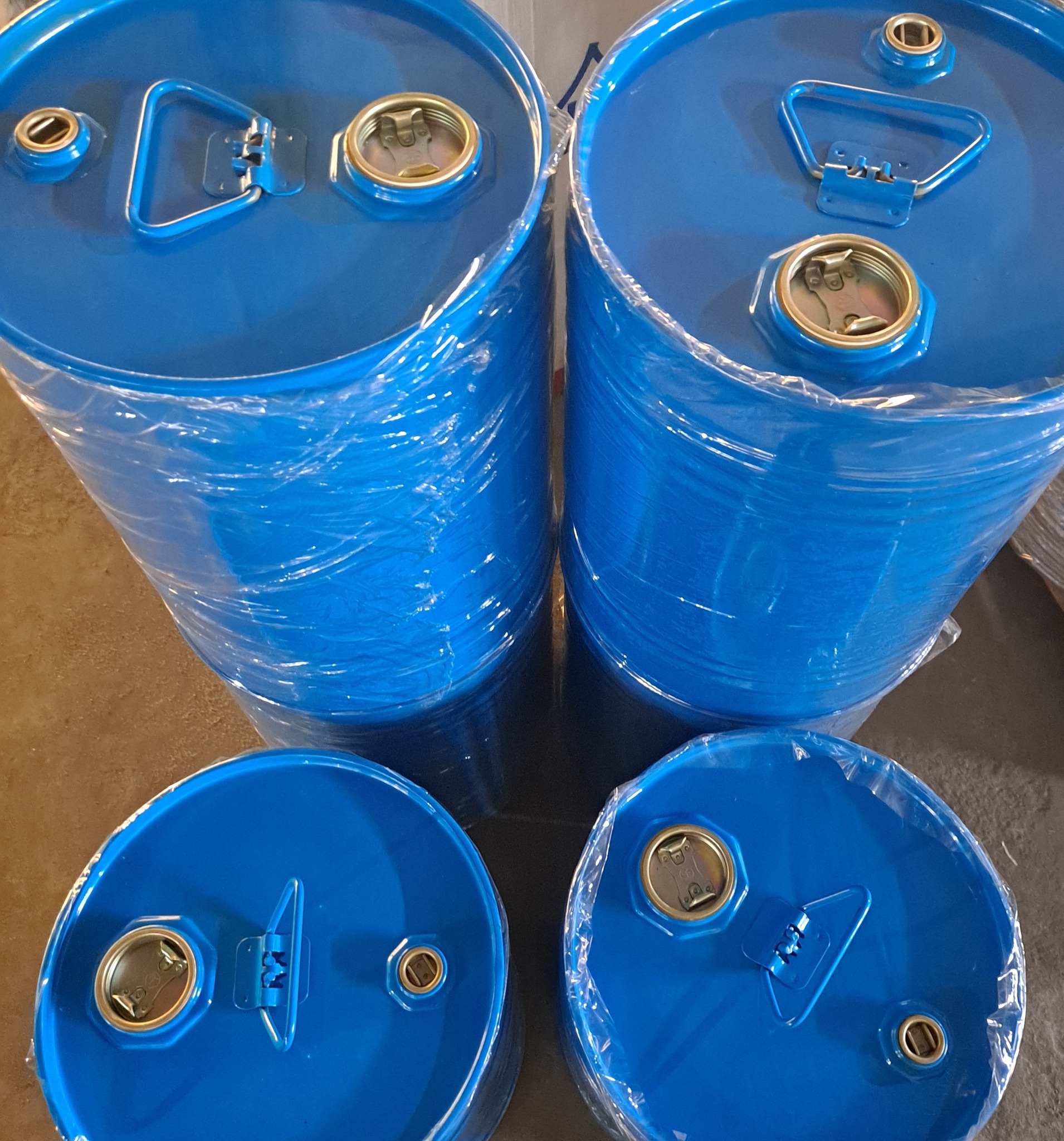 certified Metal Drums & Barrels available in open-top, tighthead and screw-cap options-Sizes range from 25 litres to 210 litres