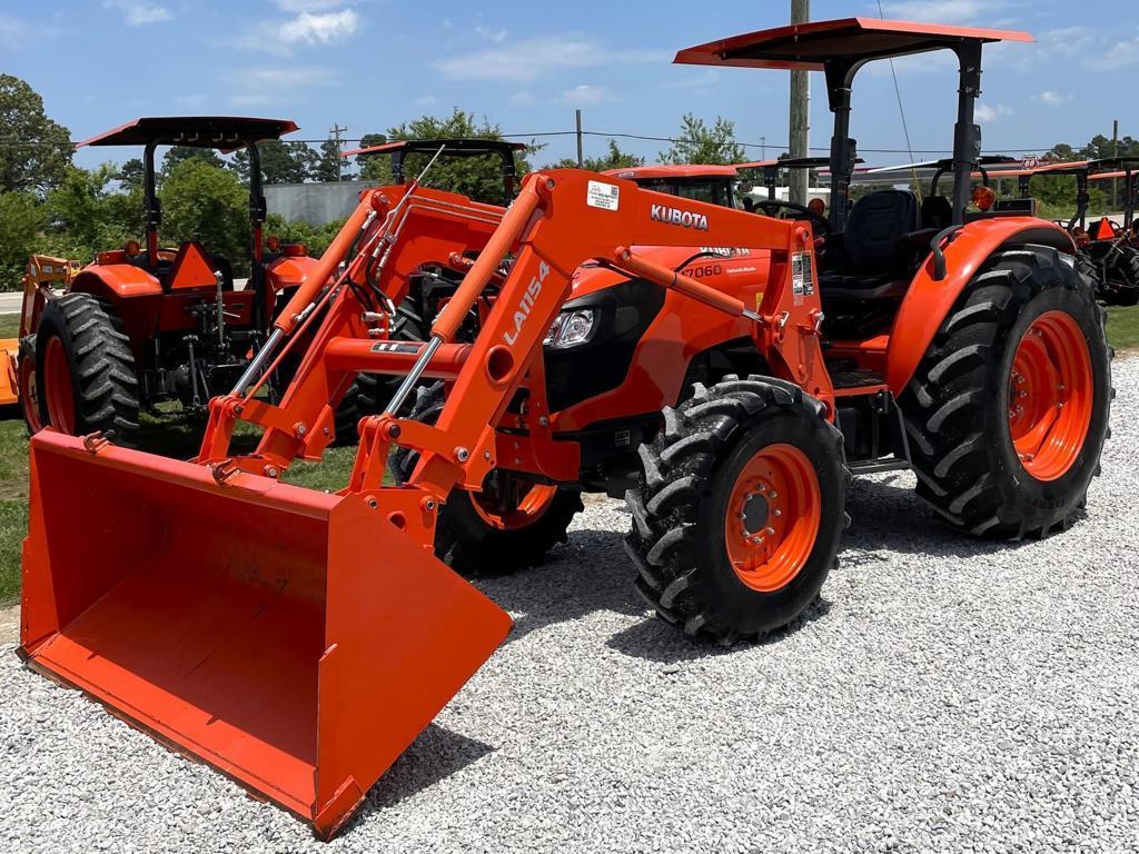 Cheap Price Kubota 71HP M7060 Tractor With Front Loader In Stock Ready For Shipment