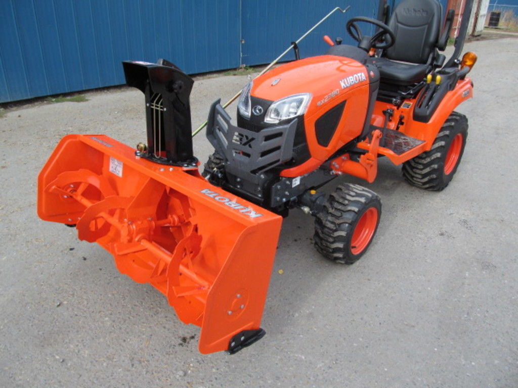 Mini Tractor with snow blower attachment lawn mower model Kubota blower