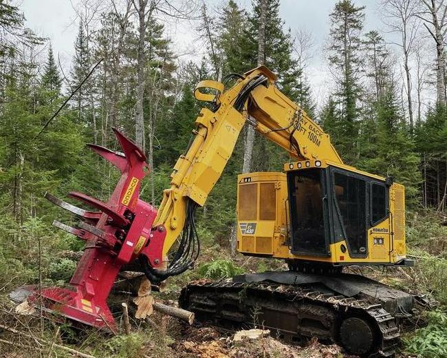 Forestry Tracked feller buncher XT430-5 Digger Tractor With Backhoe And Front loader firewood processor