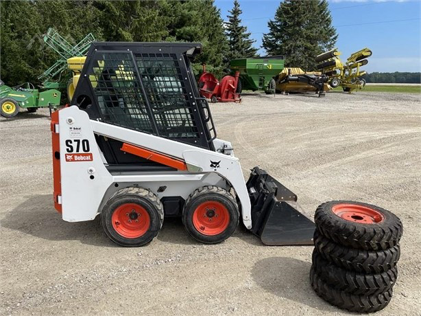 2018 BOBCAT S70 S80 S90 S100 Skid steer loaders skid bob cat