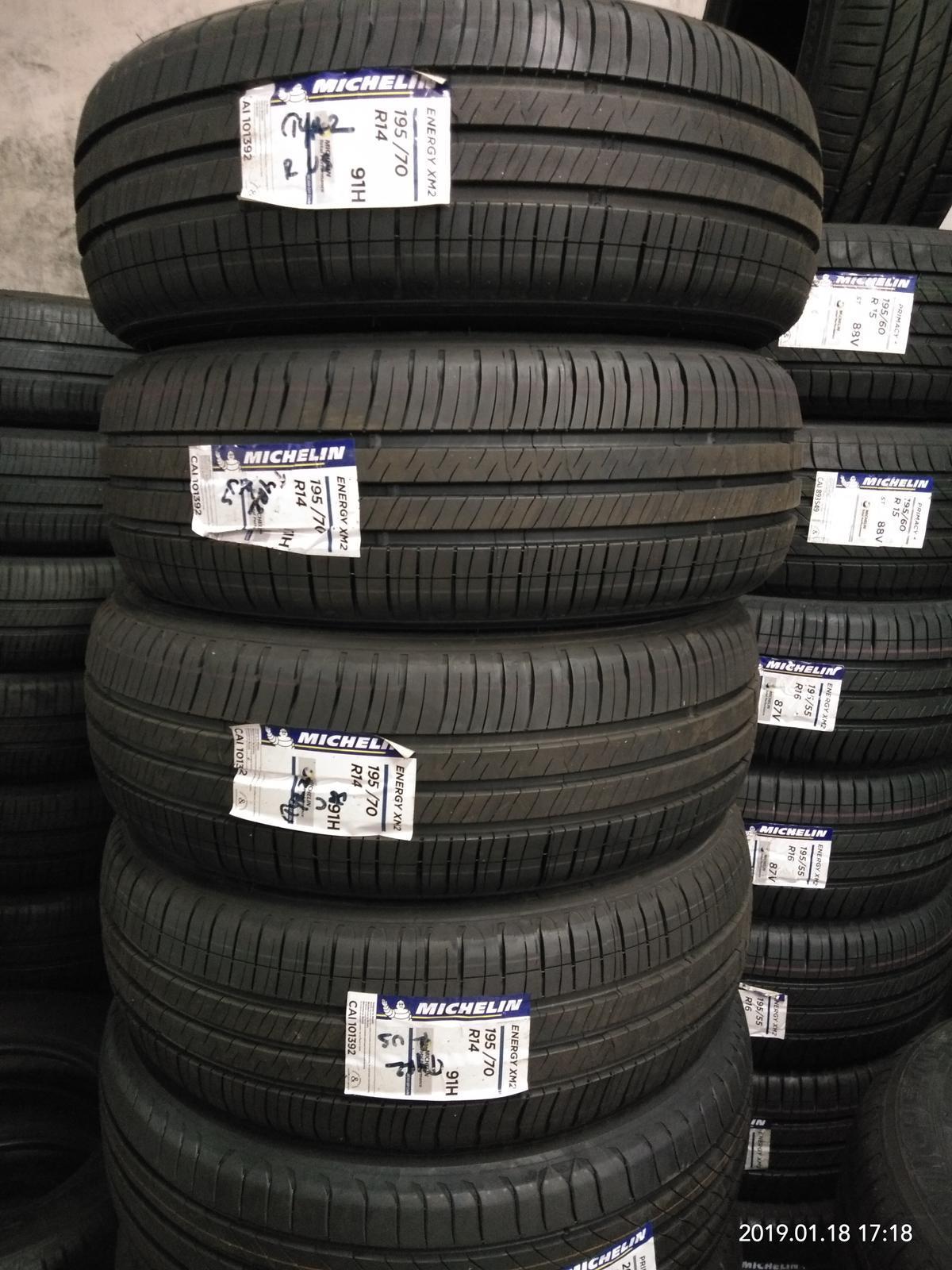 Best Clean Premium Top Grade Used Car Tires/Car tyre size size 295 45r21 For Sale