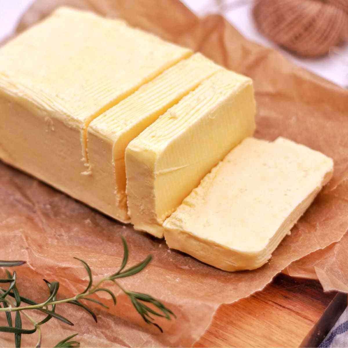 Best Grade Salted and Unsalted Butter / 100 % Cow Milk Butter Salted and Unsalted Butter Cheap price