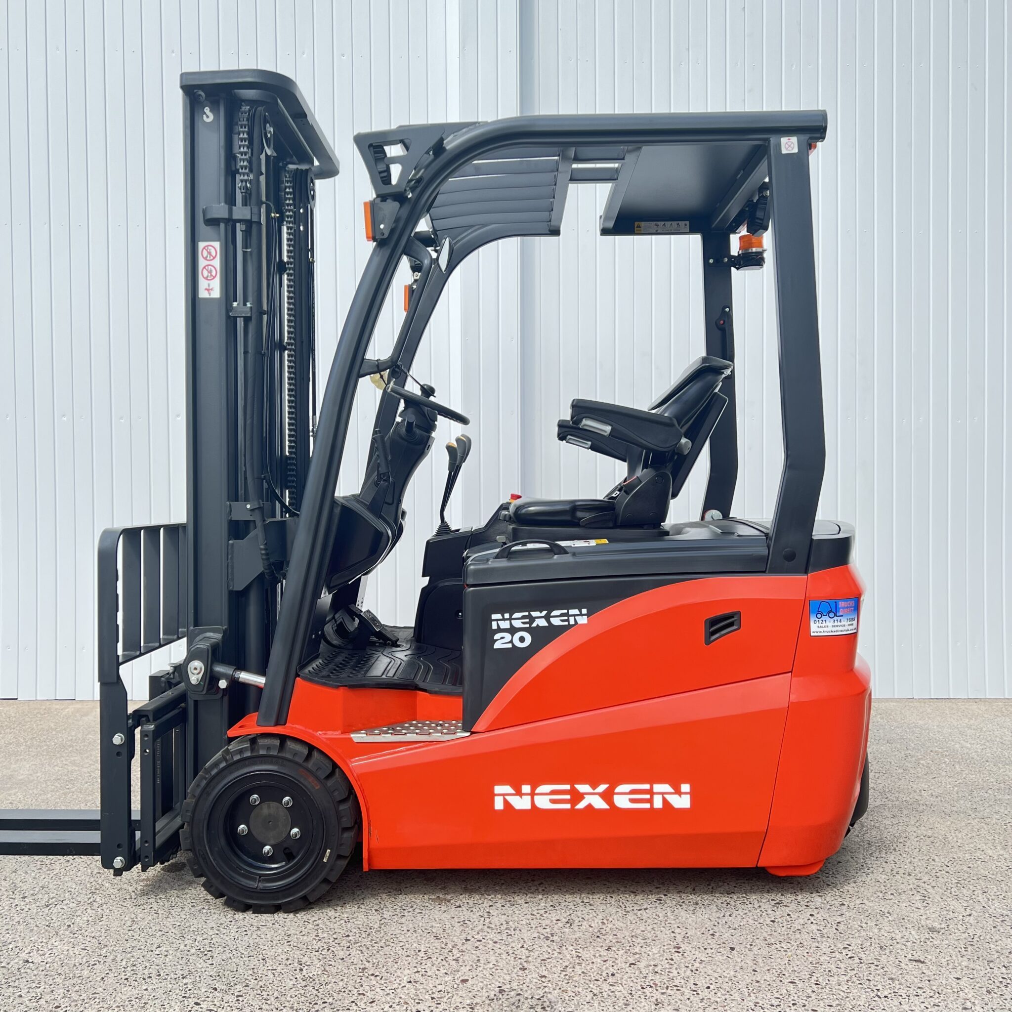 Forklift for Sale 3tons small Forklift for Sale used Komatsu Forklift 3 Ton Diesel Engine 3000